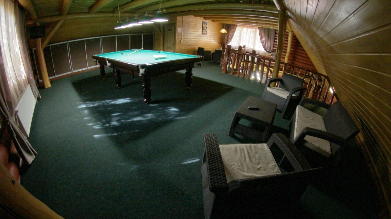 Zatyshok Hotel Svaliava Buitenkant foto